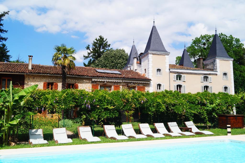 Hotel Logis - Chateau De Beauregard سانت-غيرونز المظهر الخارجي الصورة