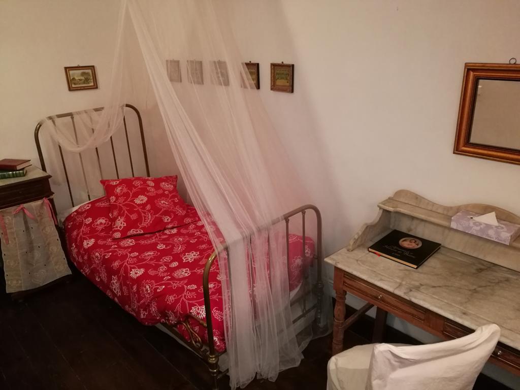Hotel Logis - Chateau De Beauregard سانت-غيرونز المظهر الخارجي الصورة